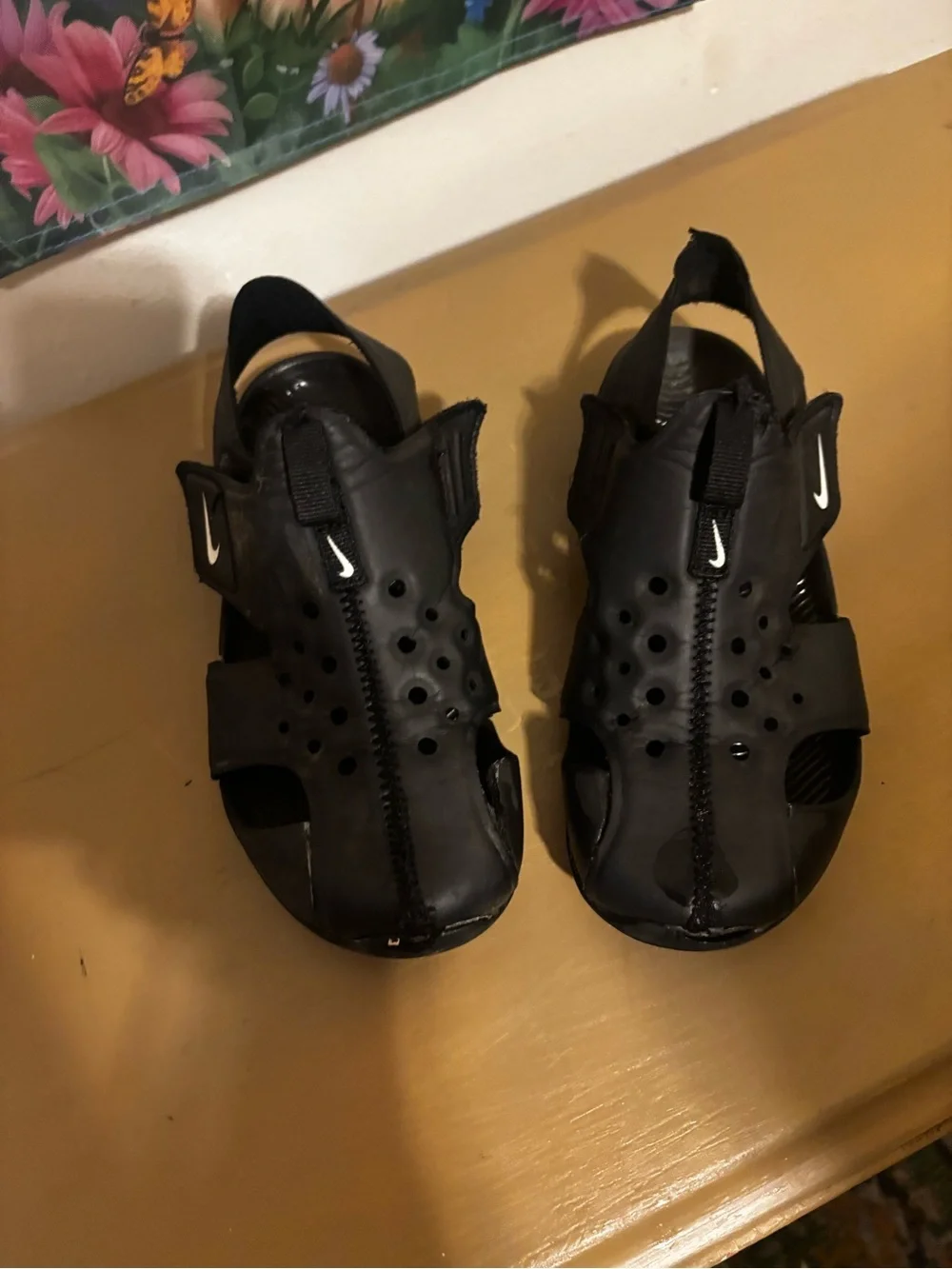 Nike Black Kids Aqua Sandals with White Swoosh